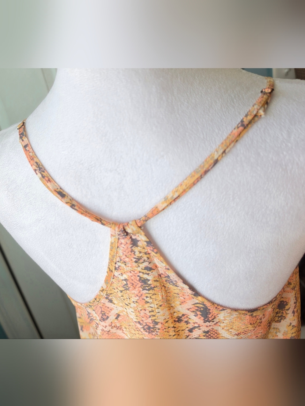 Anthropologie E by Eloise 100% Silk Racerback Cami Womens S Peach Snakeskin Prin - Picture 8 of 12